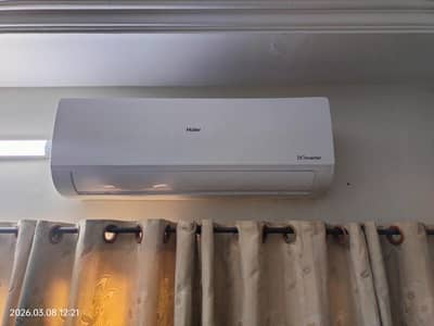 haier 3Tripple inverter heat and cool 1.5 ton orignal just 1 year used