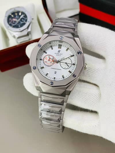 All kind of watches are available at cheap price