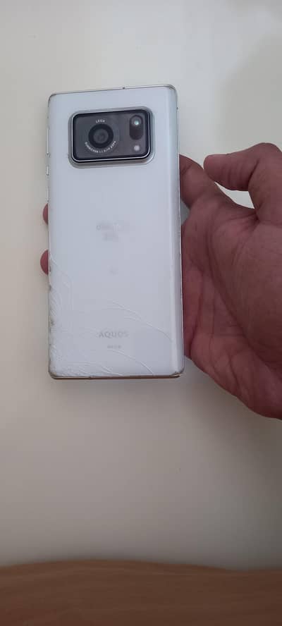 Sharp Aquas R6 Pta official Approved 128GB All Ok 10/10 Pubg Device