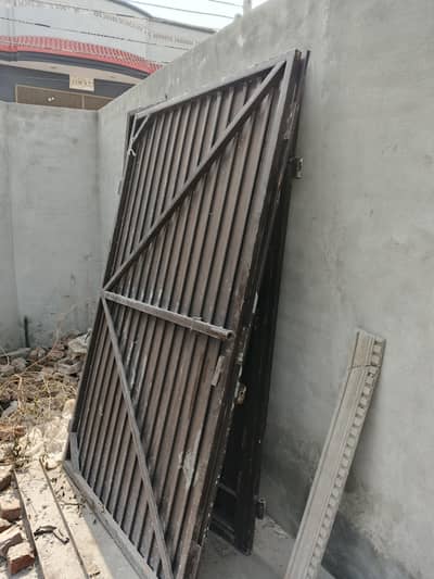 main gate in best condition