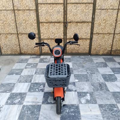IMPORTED ELECTRIC SCOOTY URGENT SALE