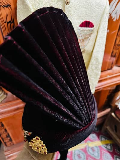 Groom shirwani and kula/khussa