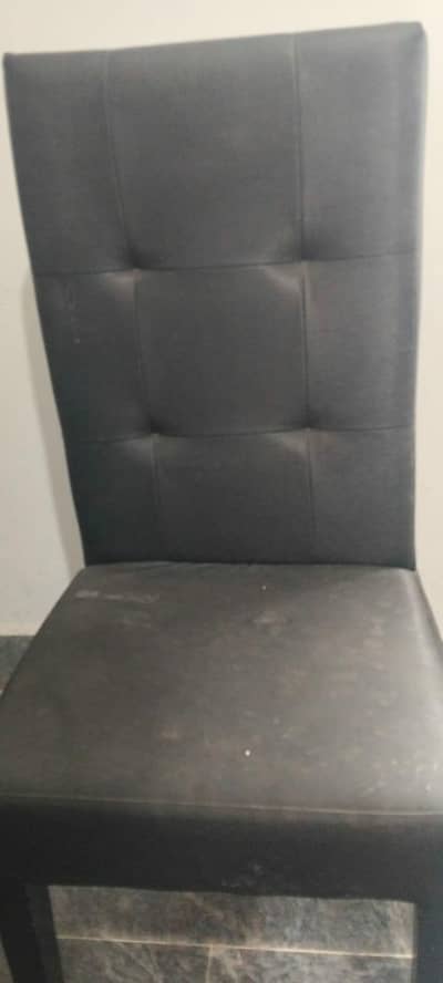 WOODEN DINING TABLE + 6 CHAIRS