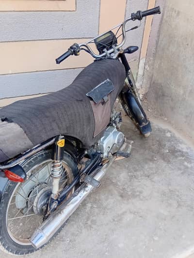 UNIQUUE 70CC EURO 2  MODEL 2022