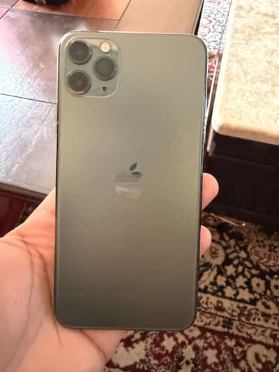 iPhone 11 Pro Max, 64 GB . (JV PTA APPROVED)