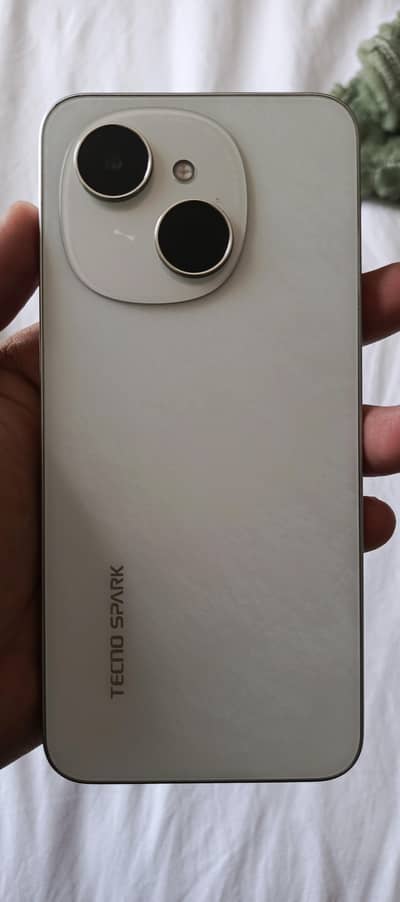 Tecno Spark Go 1.4/64