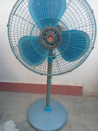 Full size Pedestal Fan