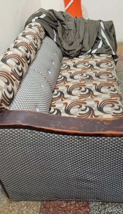 5 Seater Old Sofa in DAYYAR Wood