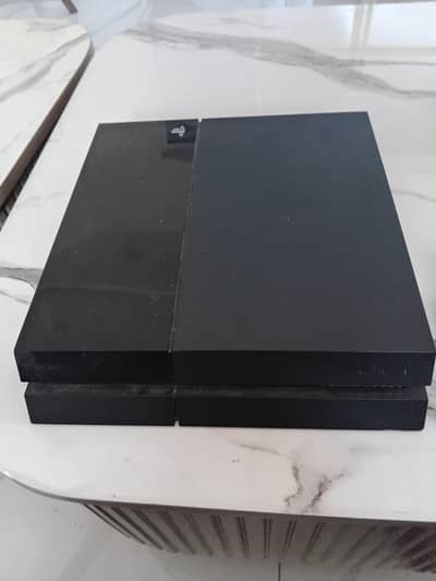 PS4 FAT WITH GAMES