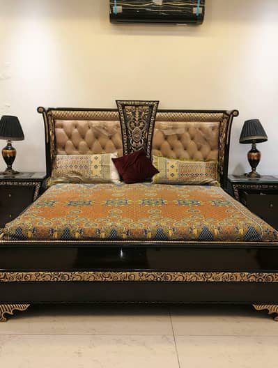 KING SIZE MUGHAL E AZAM BED