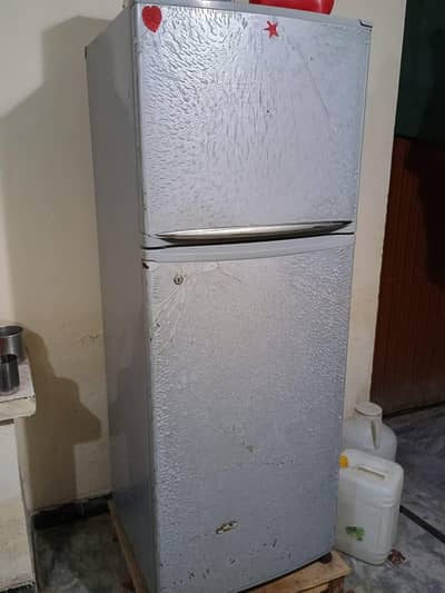 nofrast fridge of tushiba company