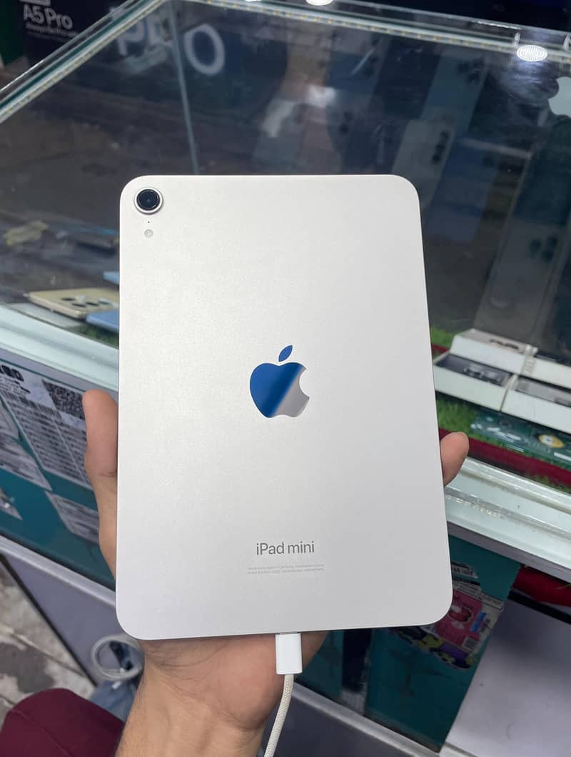 IPAD MINI 7 0