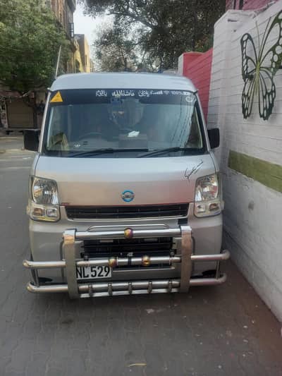 Nissan  clipper nv 100