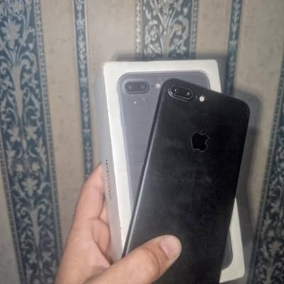 128 gb with original box PTA Approved