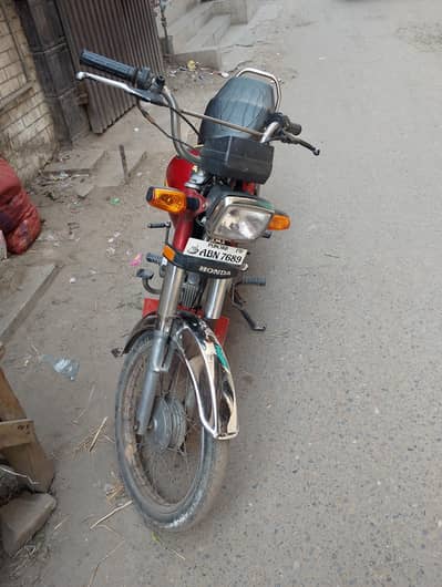 road prince 70 bike urgent sale