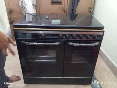 Canon Cooking Range Model 345 – Full Size Gas Stove with Double Oven