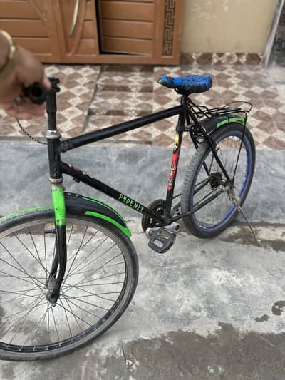 I am selling my bicycle phonex