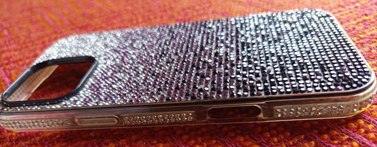 Iphone 16 pro max Rhiny Stone cover
