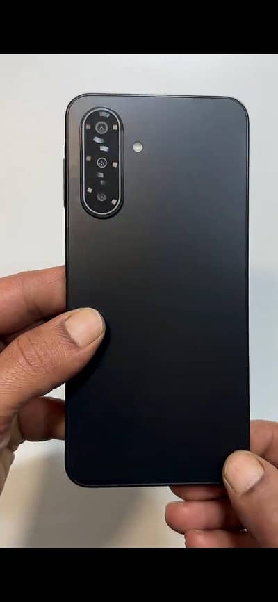 Samsung A17 ( 8,256gb) Brand new condition