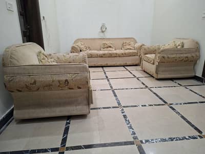5x Seater Sofa for Sale