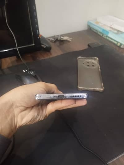 Tecno spark 20 pro plus