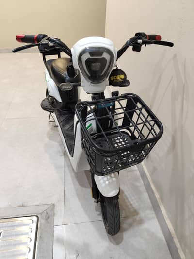 YJ Future Scooty, Scooter for sale