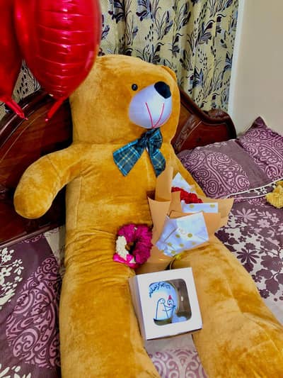 teddy bear /stuff toy/birthday/ anniversary gift