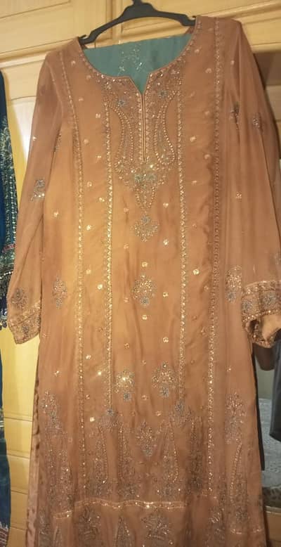 urgent sale suit 3pc