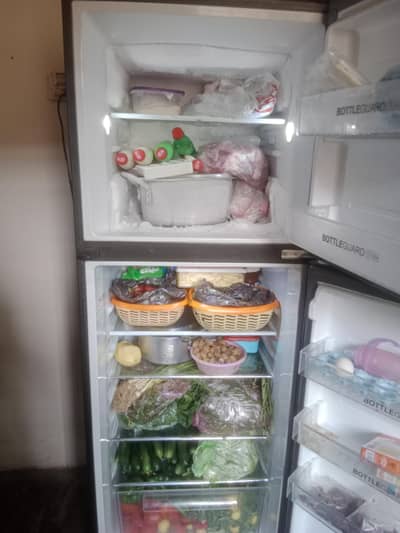 DC inverter Haier fridge excellent condition