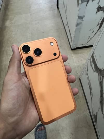 iPhone xr convert 17 pro 128gb 93% bettery health Face ID ok