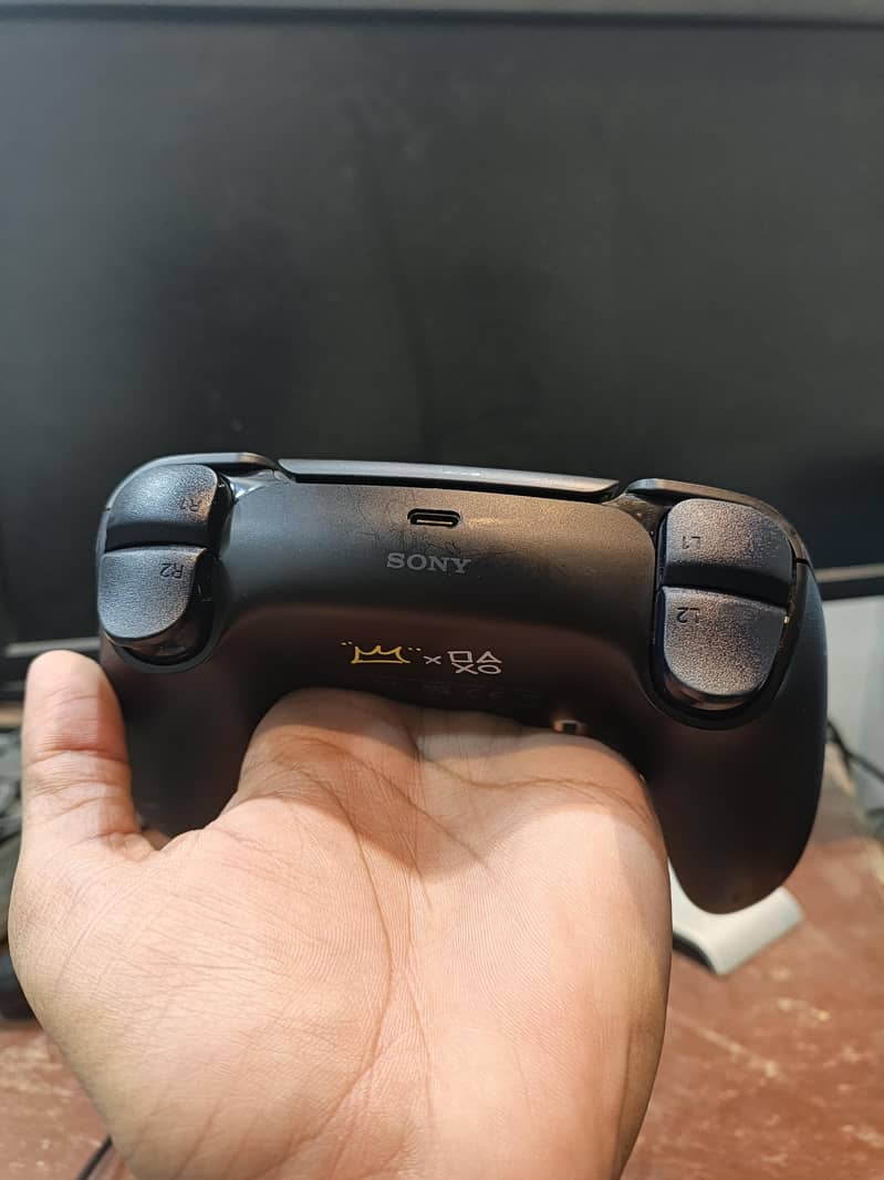 PS 5 Wireless Controller 4