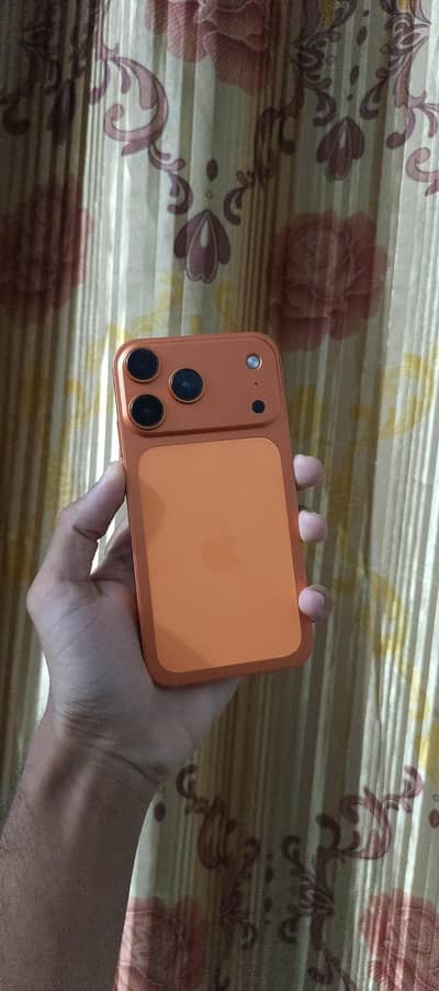 IPHONE XR CONVERTED 17PM