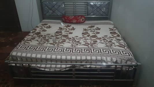 King size steel bed