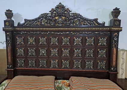 King size bed dressing Miror two side tables 0"3"0"0"4"2"9"0"9"3"5