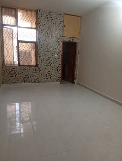 7.5 MARLA BRAND NEW UPPER PORTION AVALIABLE FOR RENT AT A PRIME LOCATION ALL FACALITIES AVALIABLE E. T. C