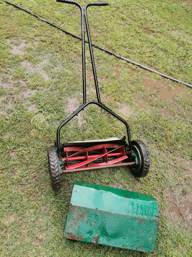 Grass cutting machine 0