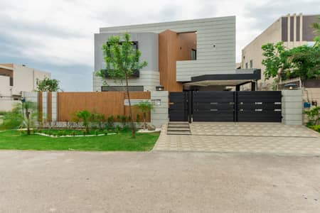 DHA Lahore 1 Kanal Owner Build Design House With 100% Original Pics Available For Rent