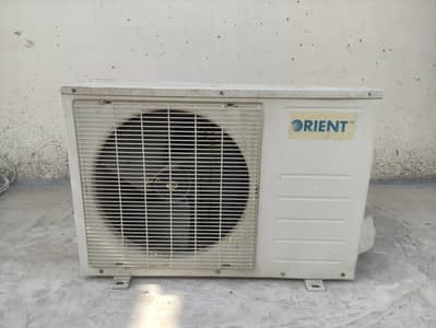 Orient AC 1.5 Ton For Sale (Non Inverter) in Working Condition
