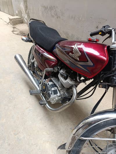 Honda CG 125, 2nd Owner Allah Documents clear & Bio metric on the spot