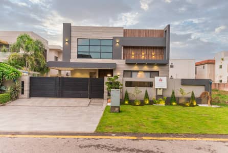 D H A Lahore 1 Kanal Mazhar Munir Design House Fully Furnished With 100% Original Pics Available For Rent