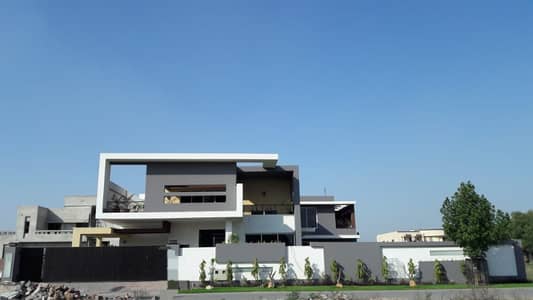 DHA Lahore 2 Kanal Mazhar Munir Design House With 100% Original Pictures