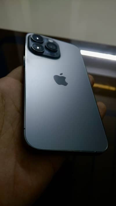 Iphone 13 pro Non PTA 9/10 sealed 100% original