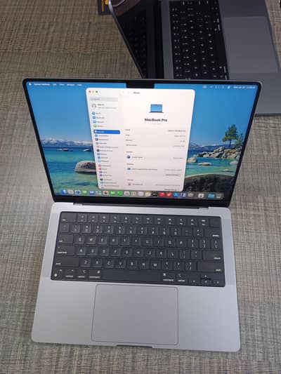 MACBOOK PRO M2 2023 14 INCH 16GB RAM 512GB SSD 10 CPU 16 GPU LESS CYCL