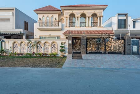 D H A Lahore 1 Kanal Brand New Faisal Rasool Design House Fully Basement With 100% Original Pics Available For Sale