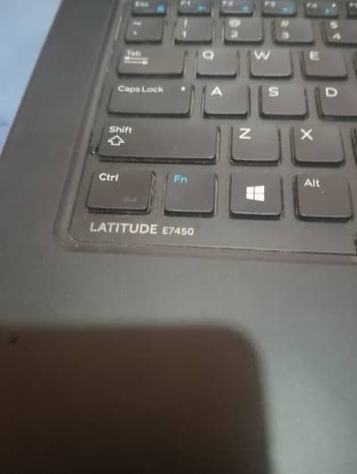 Dell Latitude E7450 Core i5 5th Gen 4GB RAM 149GB Laptop
