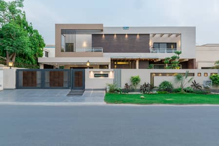 Fully Renovated 2 Kanal Modern Design Top Class Slightly Used House