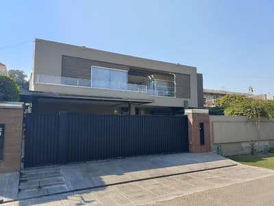 Modern Design Owner Needy 2 Kanal Modern House For Sale