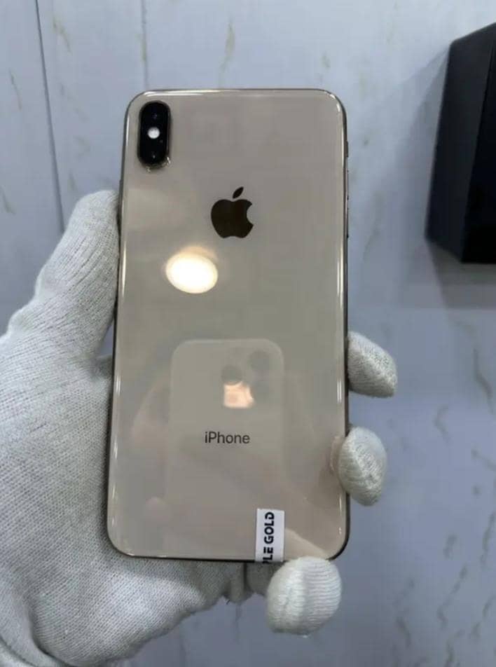 iphone xs max 1