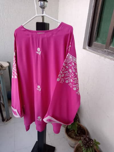 Stylish Pink Cotton Shirt with Delicate White Embroidery