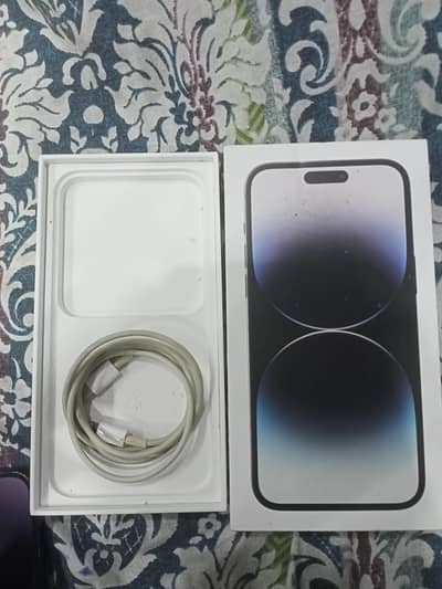 URGENTLY NEED TO SELL MY IPHONE